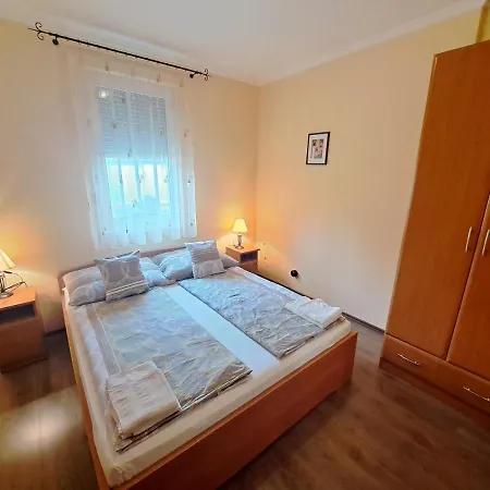 1 Haloszobas Apartman Siofok