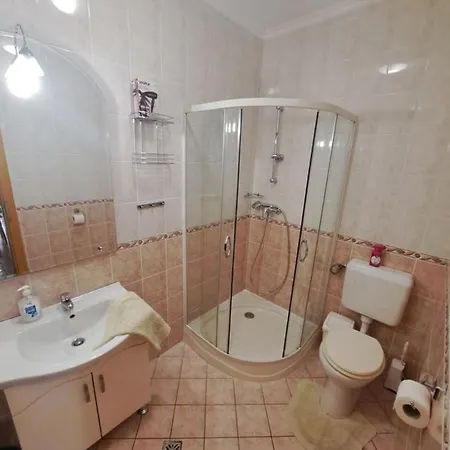 1 Haloszobas Apartman * Siofok